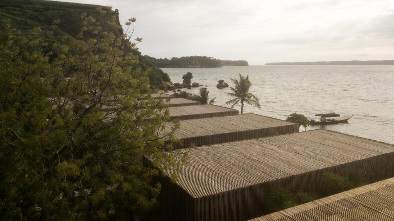 Innit Lombok Ekas Bagian luar foto