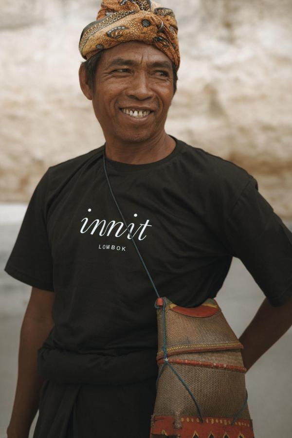 Innit Lombok Ekas Bagian luar foto