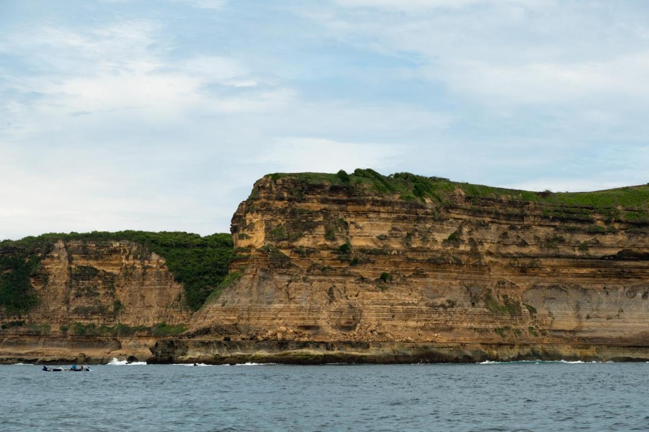 Innit Lombok Ekas Bagian luar foto